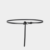 Sort Bindebælte i læder med minimalistisk udtryk – model Mireya