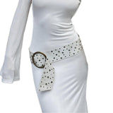 Bredt bælte til dame med øskner og nitter – model Xelora